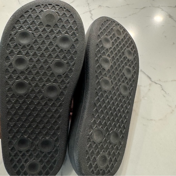 Adidas Boys Adifoam Adilette Pool Beach Slide Strap Sandals 2 - Picture 7 of 9